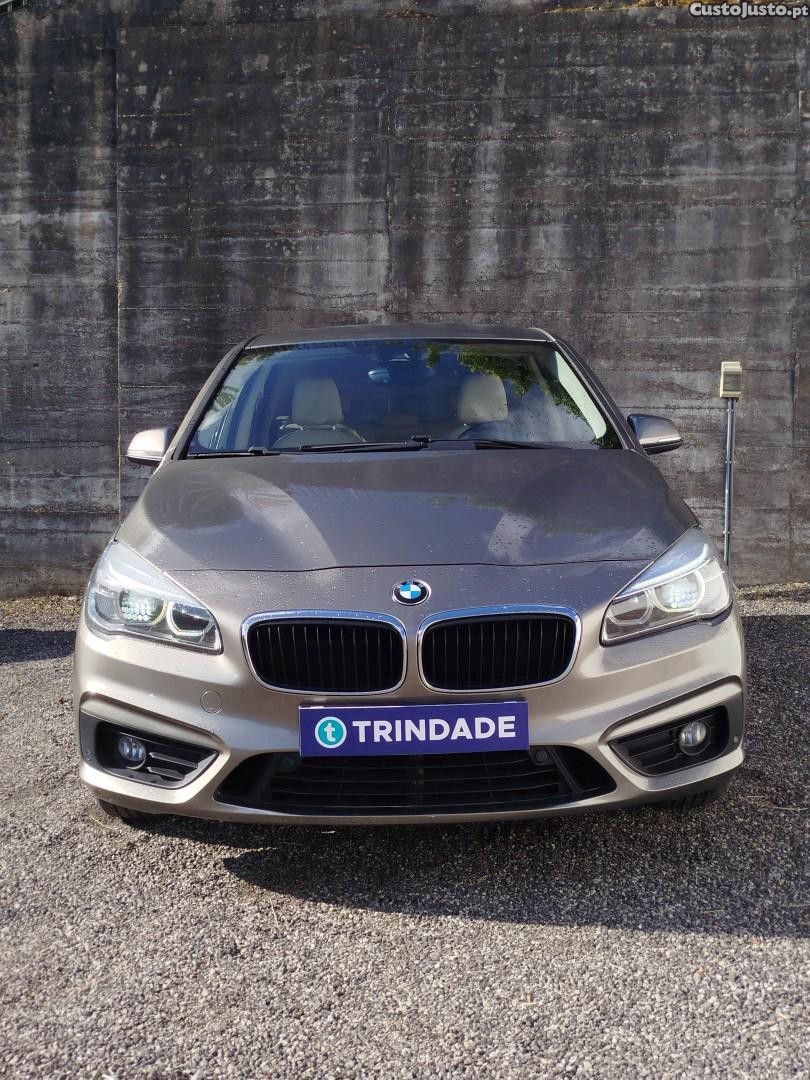 BMW 216 Active Tourer d Luxury Line — fotografia 9