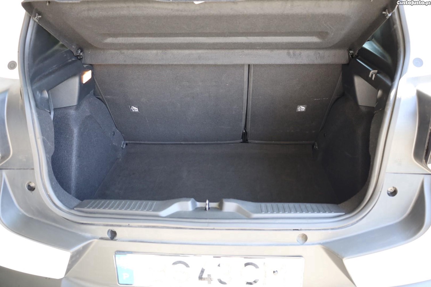 Citroën C3 1.2 Turbo Plus — fotografia 13