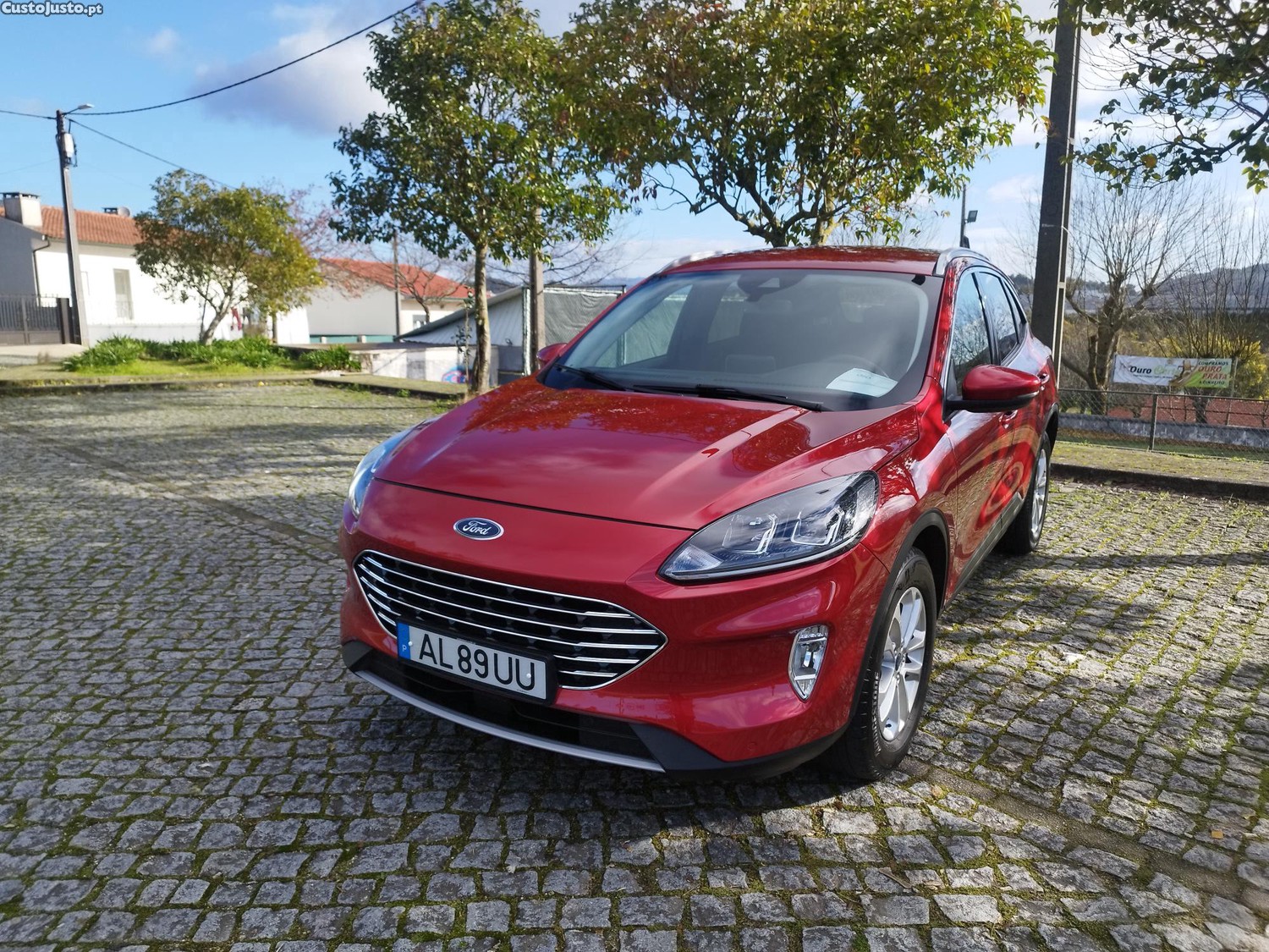 Ford Kuga 1.5 TDCI TITANIUM AUTO — fotografia 14