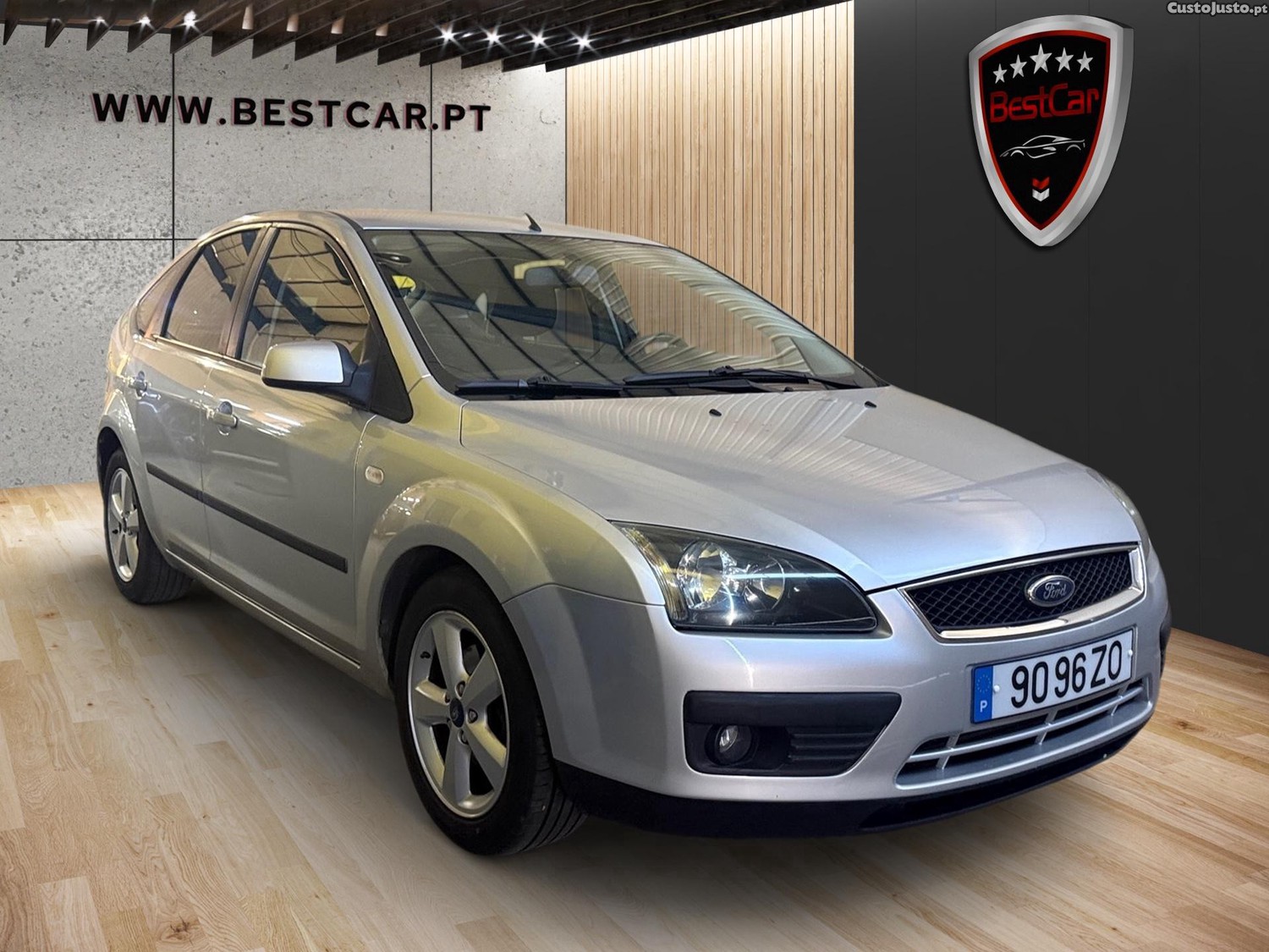 Ford Focus 1.6 TDCI — photo 2
