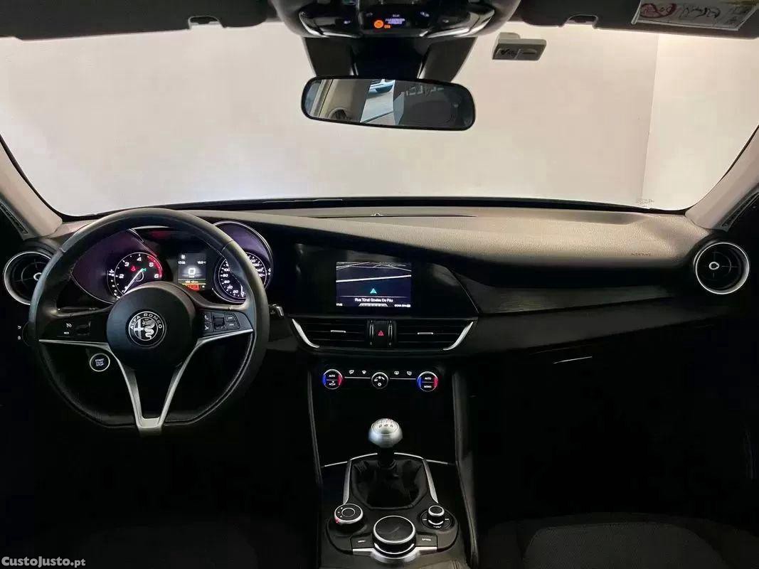 Alfa Romeo Giulia 2.2 d — fotografia 34