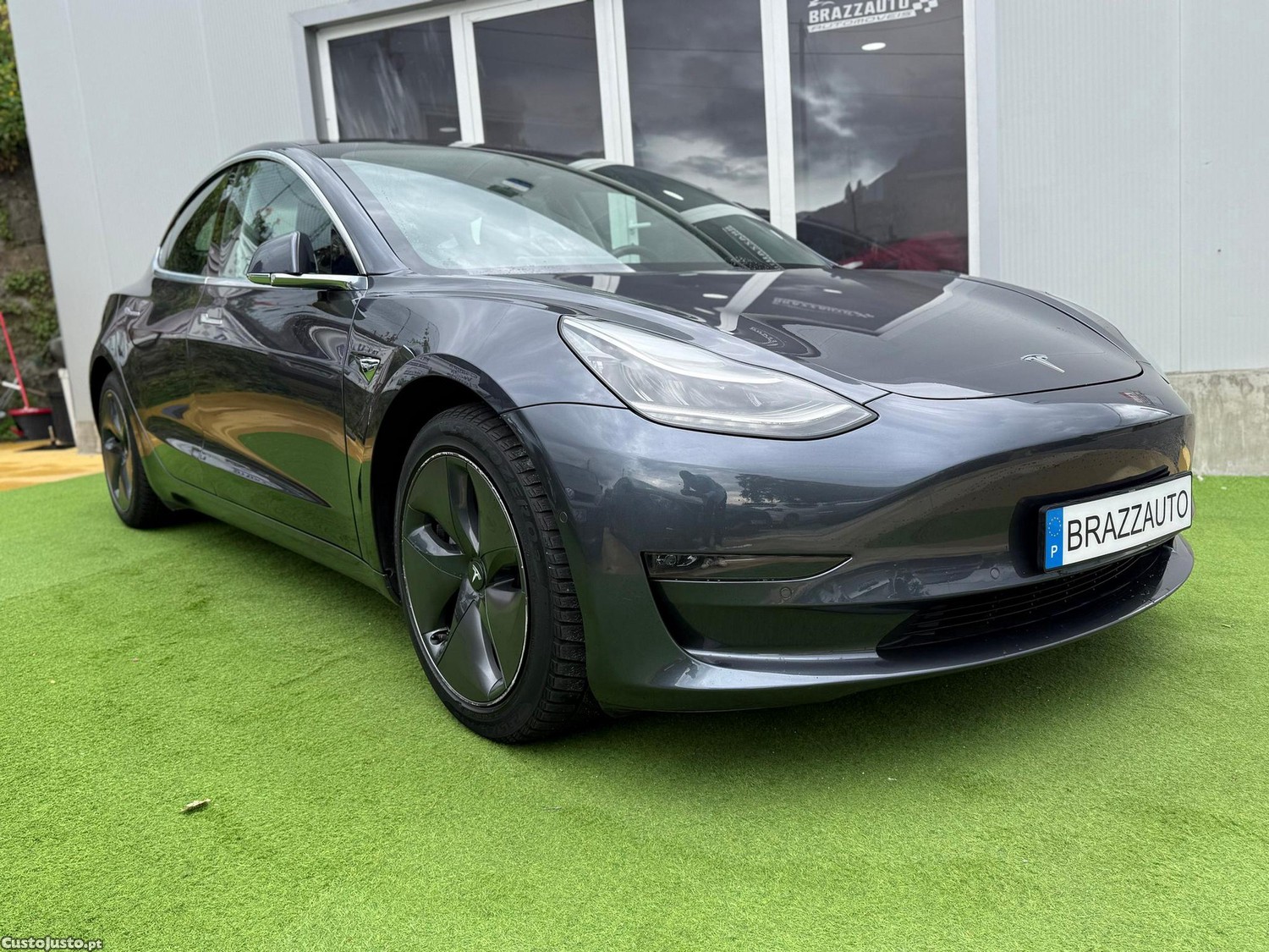 Tesla Model 3 Long-Range Dual Motor AWD — fotografia 18