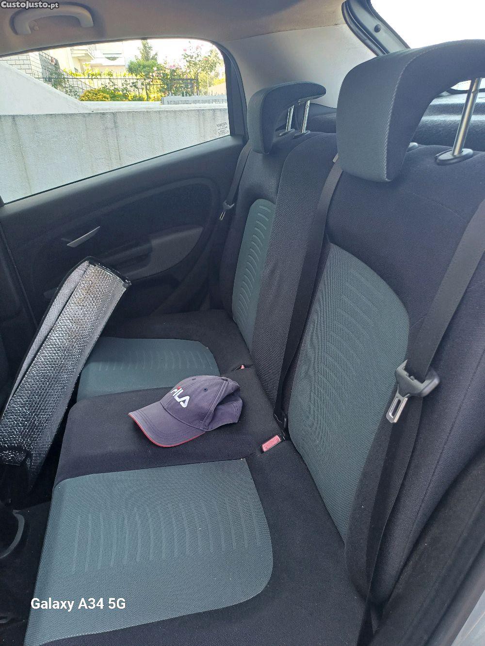 Fiat Punto grand punto 1.2 — fotografia 8