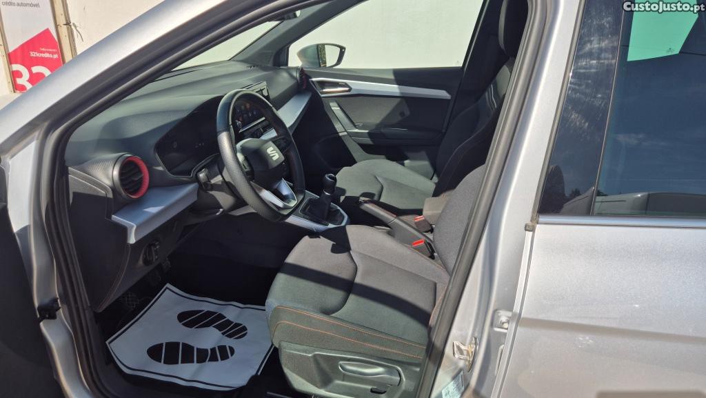 SEAT Arona 1.0 TSIFR — fotografia 10