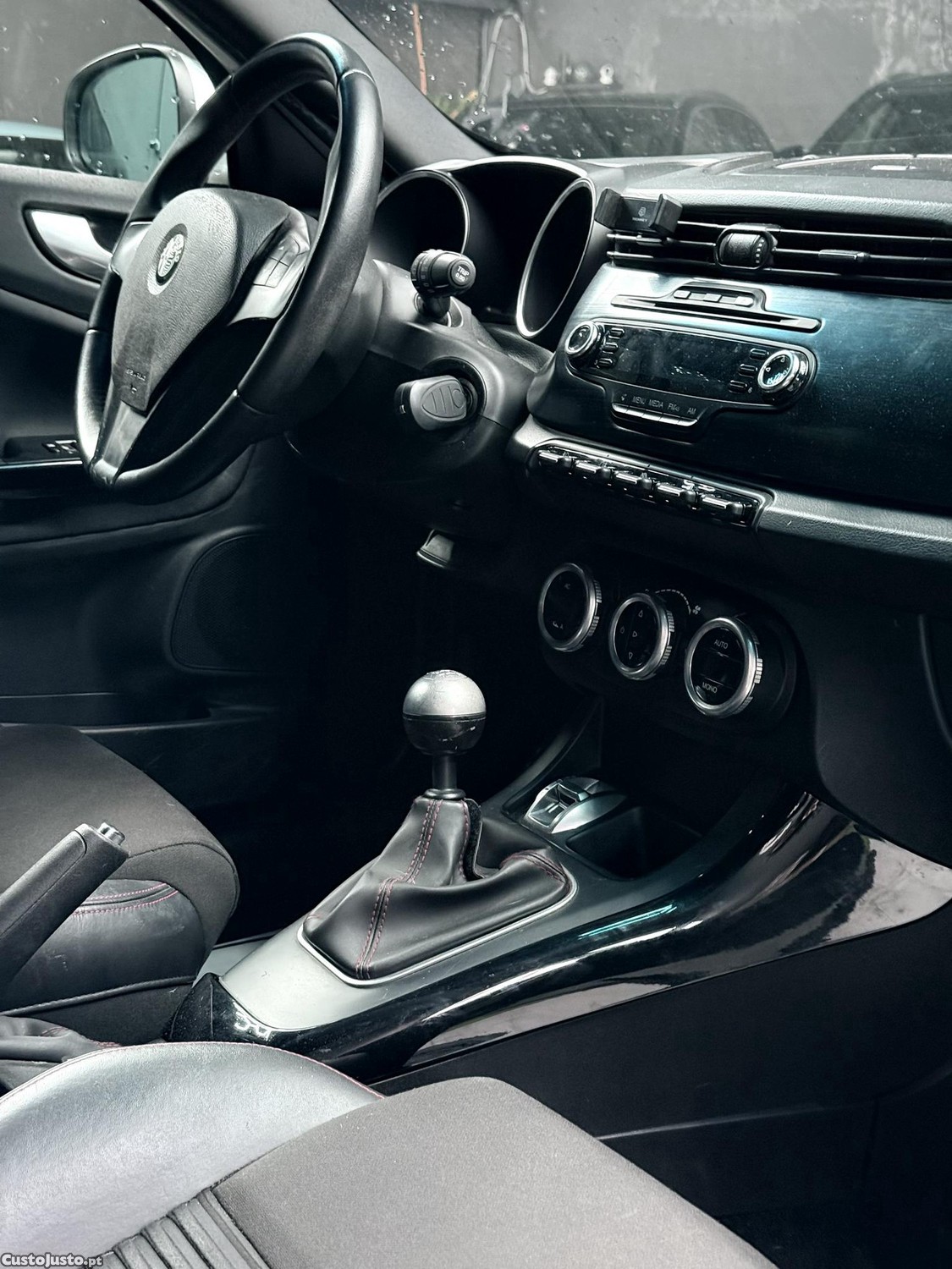 Alfa Romeo Giulietta Exclusive - 11 foto 3