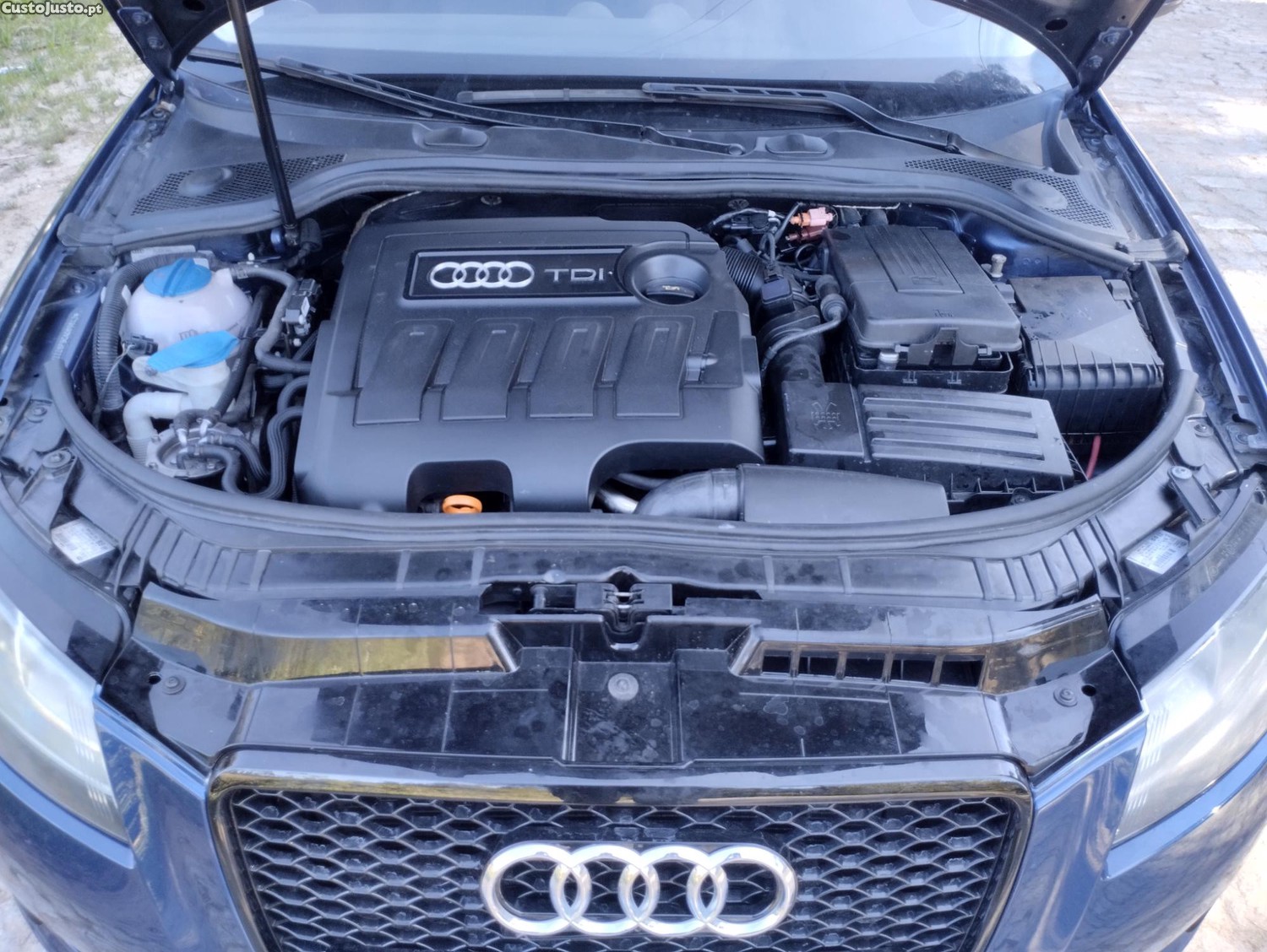 Audi A3 Sportback 1.6 TDI 105cv Attraction c/ Garantia — fotografia 2