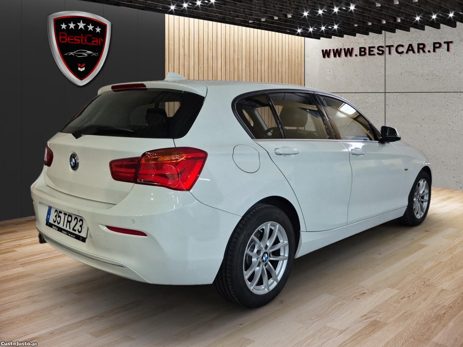 BMW 118 2.0d — fotografia 11
