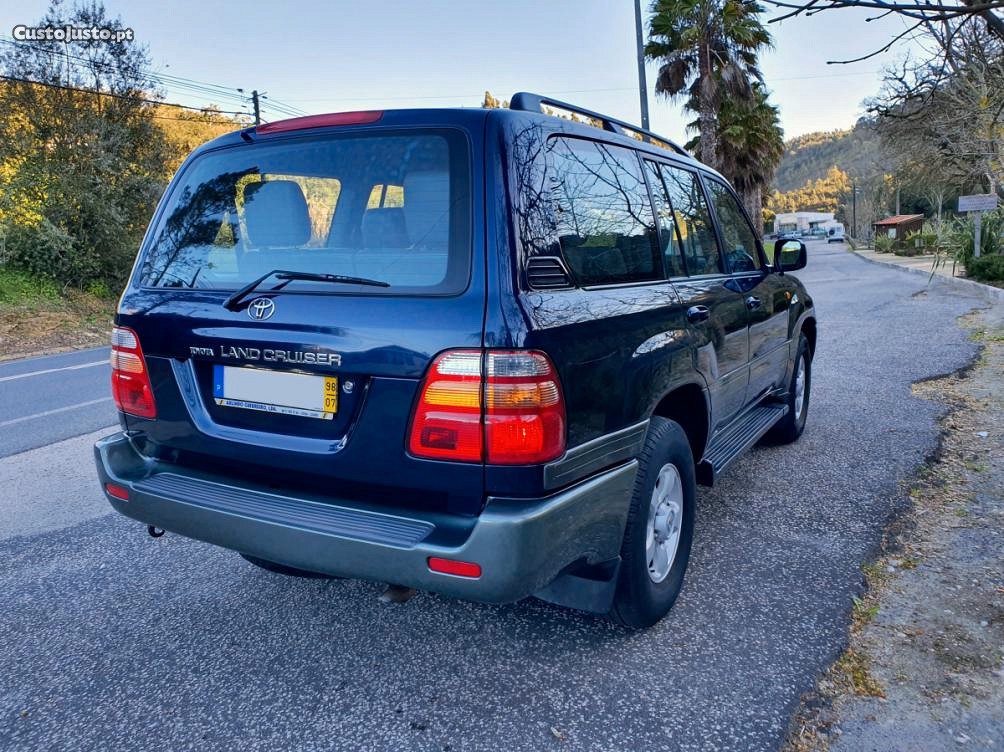 Toyota Land Cruiser HDJ100 4.2 TD 7L - 98 foto 4
