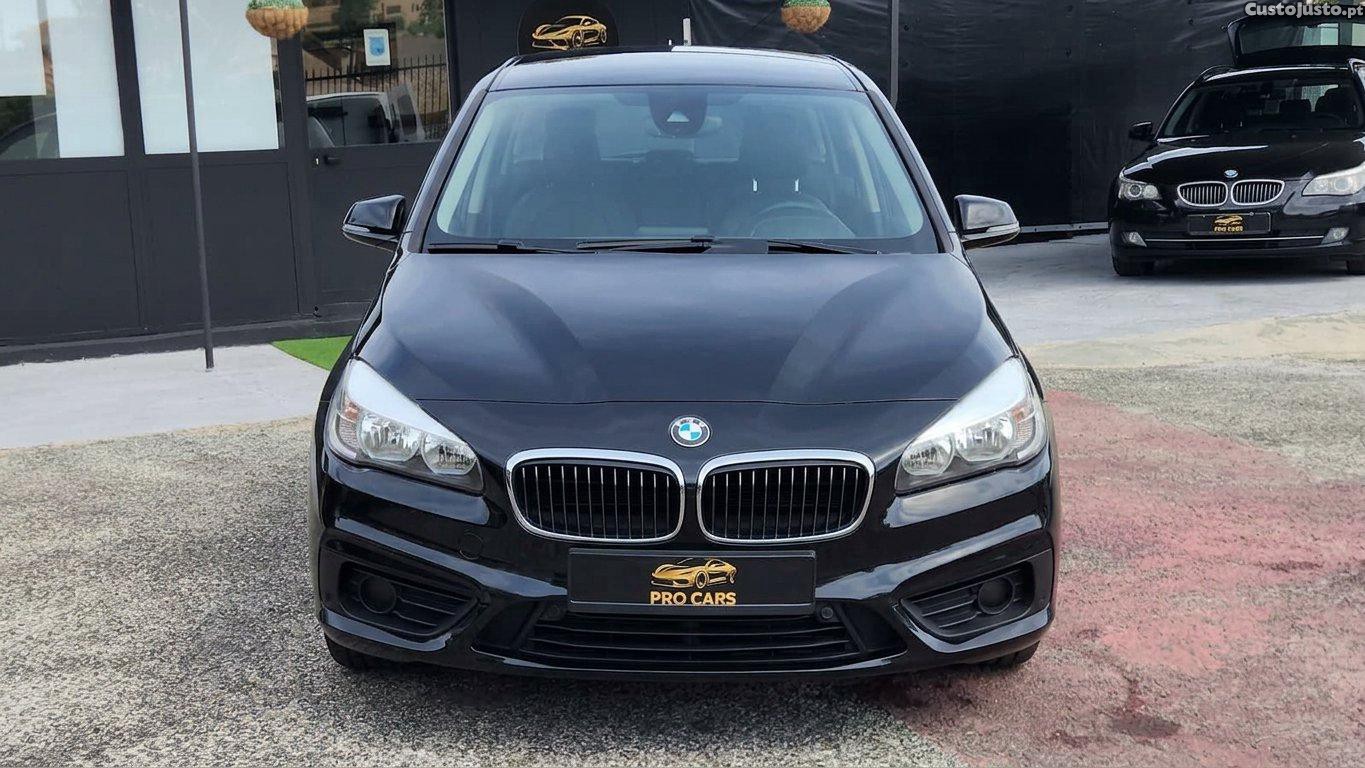 BMW 218 Gran Tourer 5 Lugares — fotografia 11