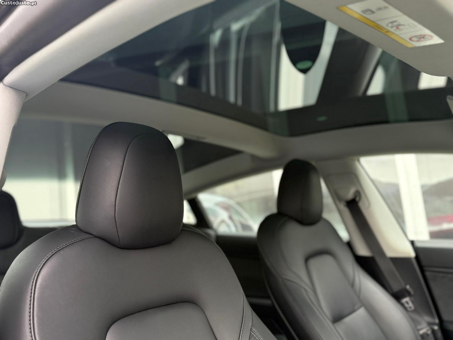 Tesla Model 3 Long-Range Dual Motor AWD — fotografia 5