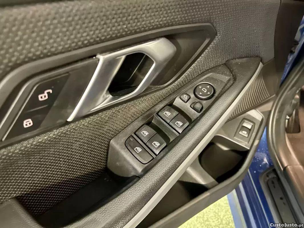 BMW 318 D auto — fotografia 8