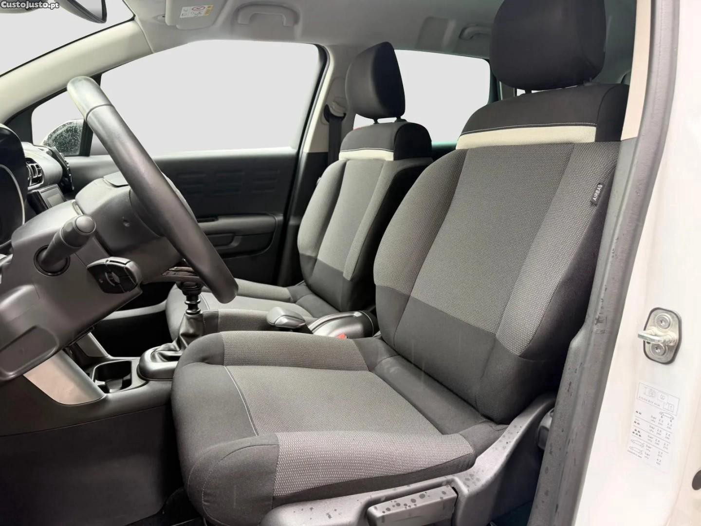 Citroën C3 Aircross 1.2 PureTech Feel — fotografia 5