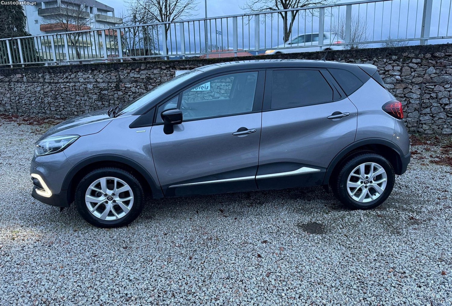 Renault Captur 0.9 TCE Exclusive — fotografia 10