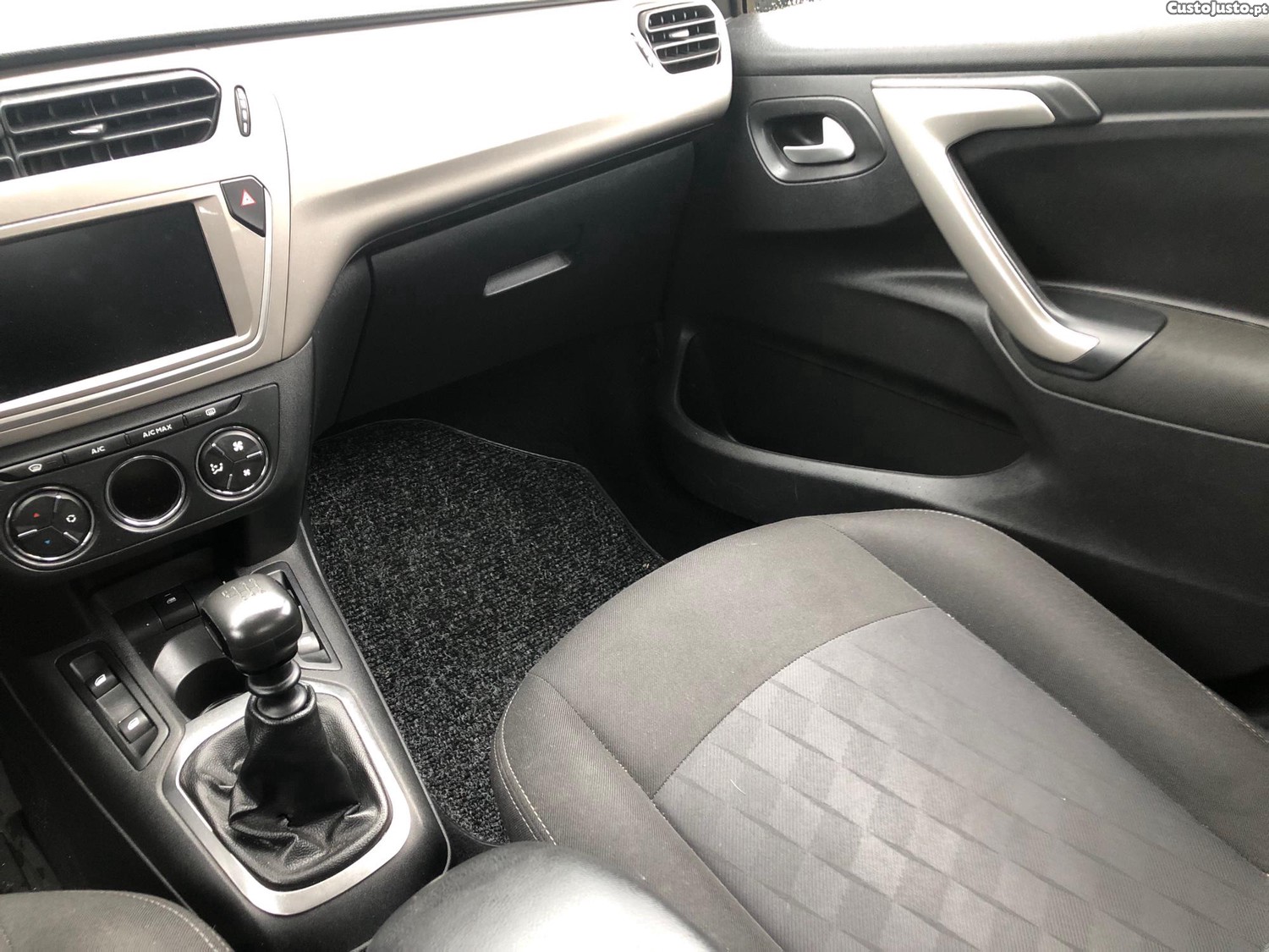 Citroën C-Elysée 1.5 Blue HDi — fotografia 3