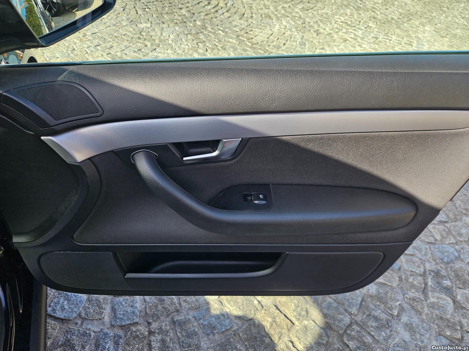 Audi A4 AVANT 2.0 TDI 140CV — fotografia 2