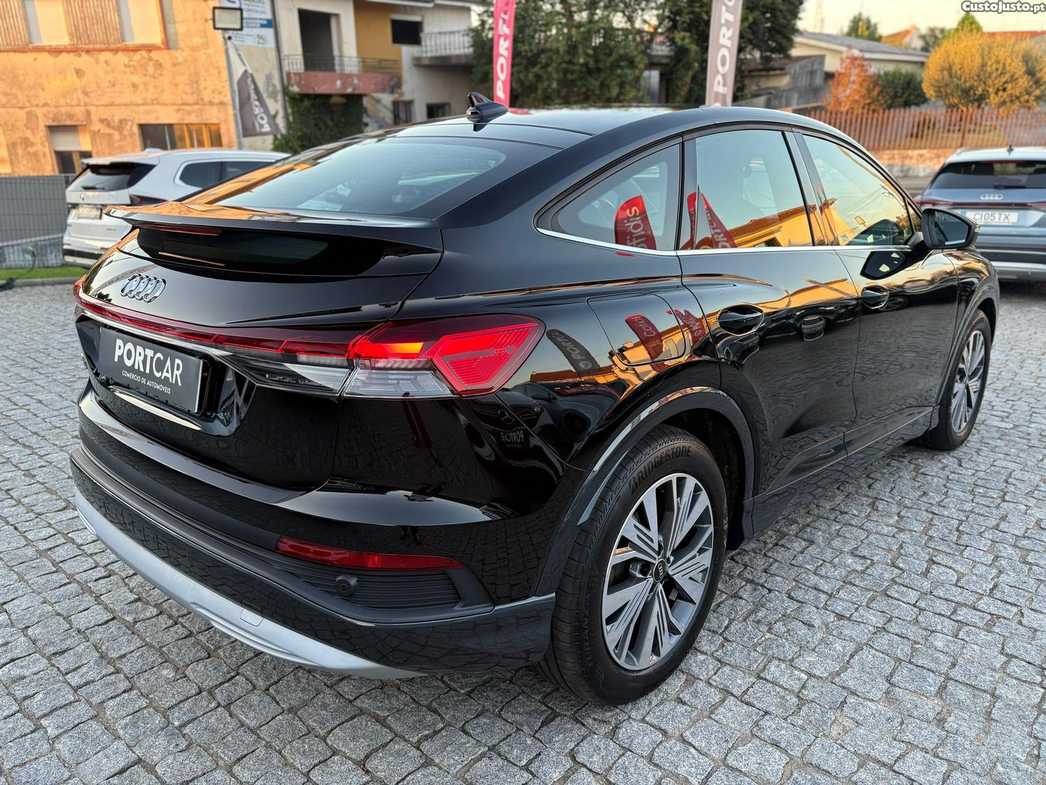 Audi Q4 Sportback e-tron 40 82 kWH — fotografia 13