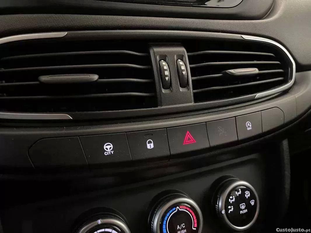 Fiat Tipo 1.3 multijet city life — fotografia 7