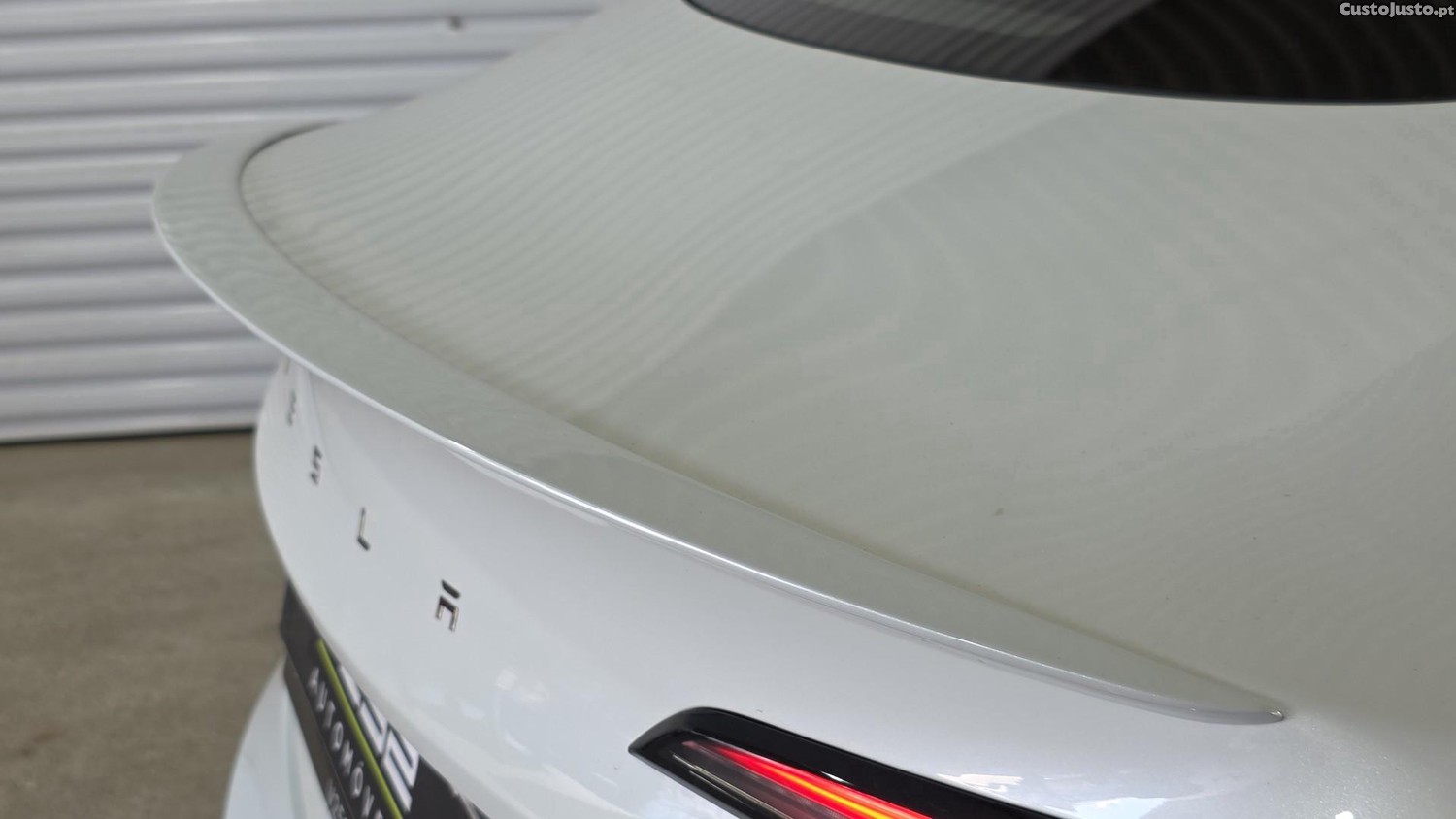 Tesla Model 3 Tração Traseira Premium — fotografia 17
