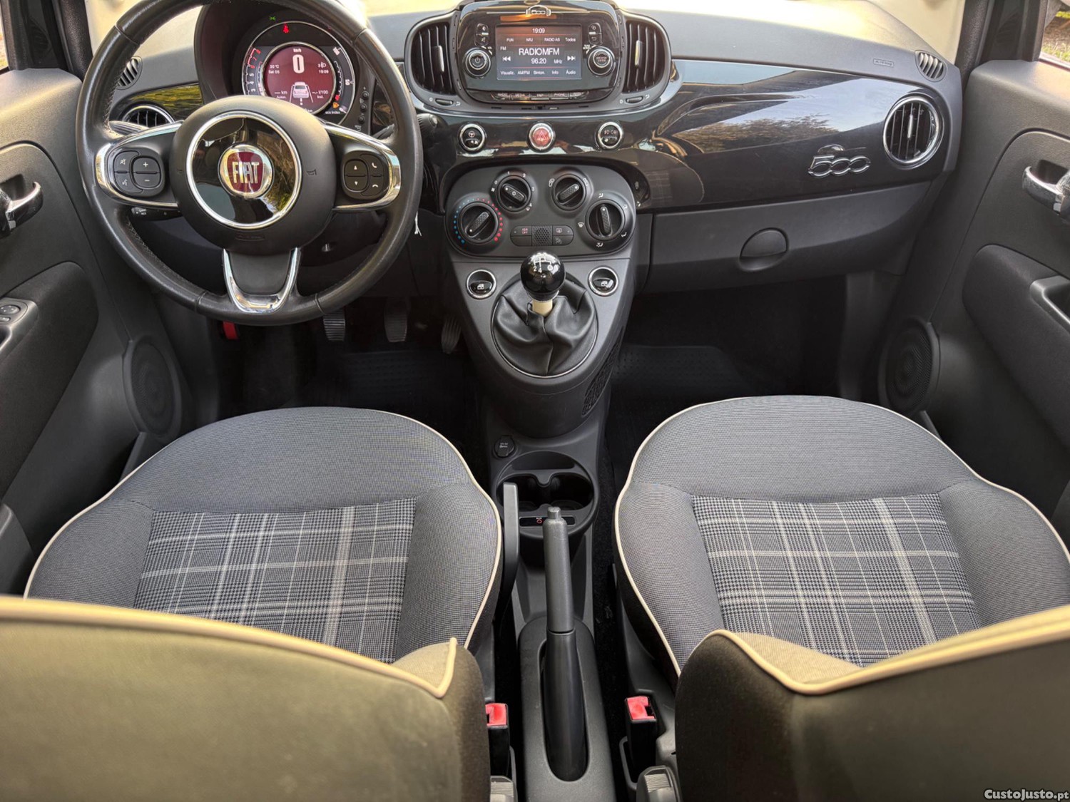 Fiat 500 1.2 gasolina económico versão 2017 — fotografia 2