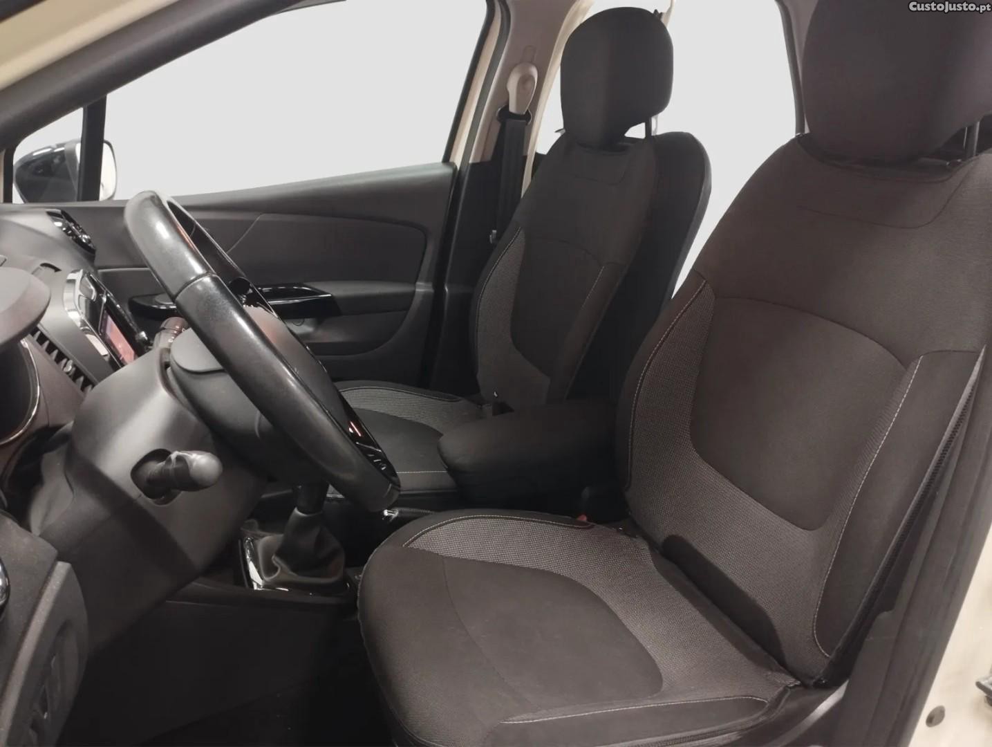 Renault Captur Outro — fotografia 3