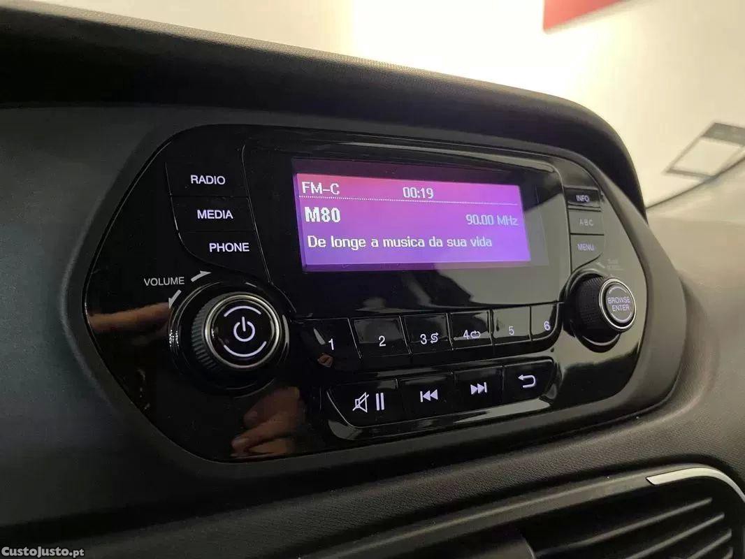 Fiat Tipo 1.3 multijet city life — fotografia 10