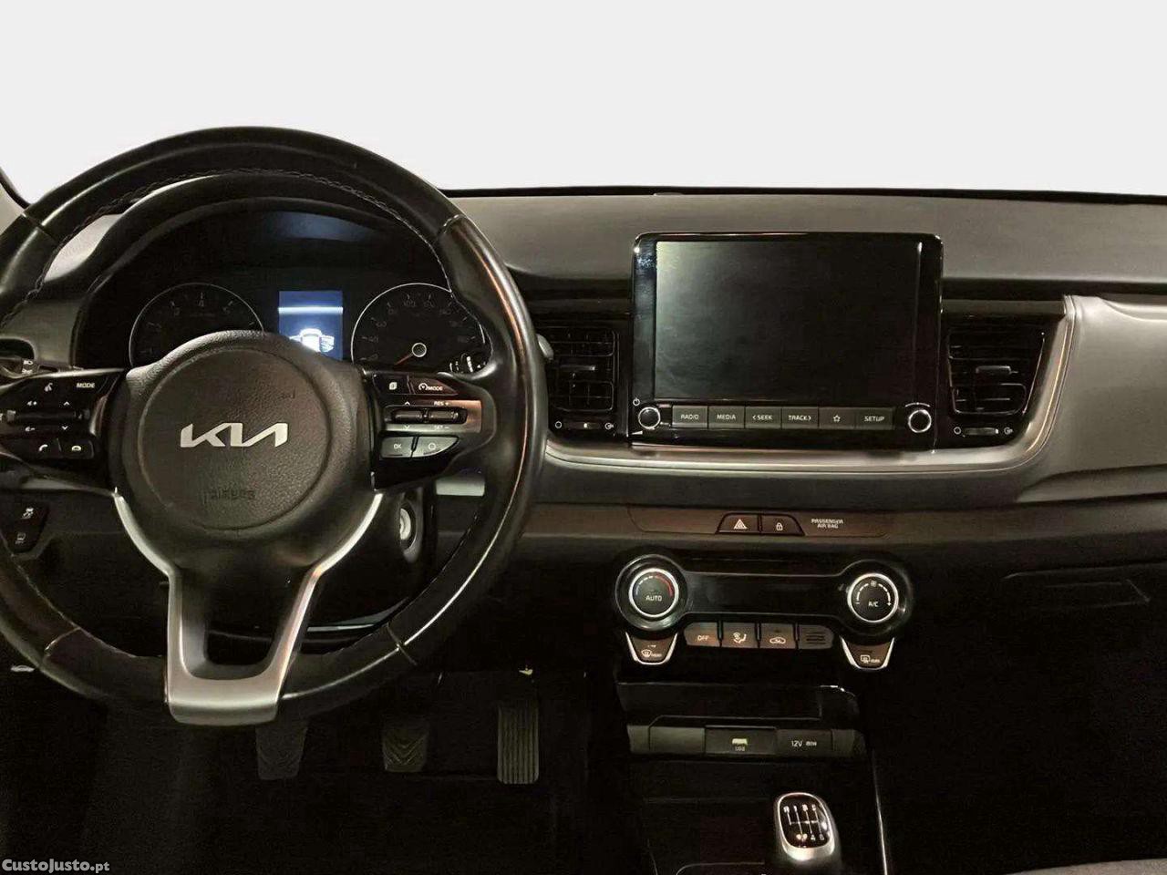Kia Stonic 1.0 T-GDi Wave — fotografia 5