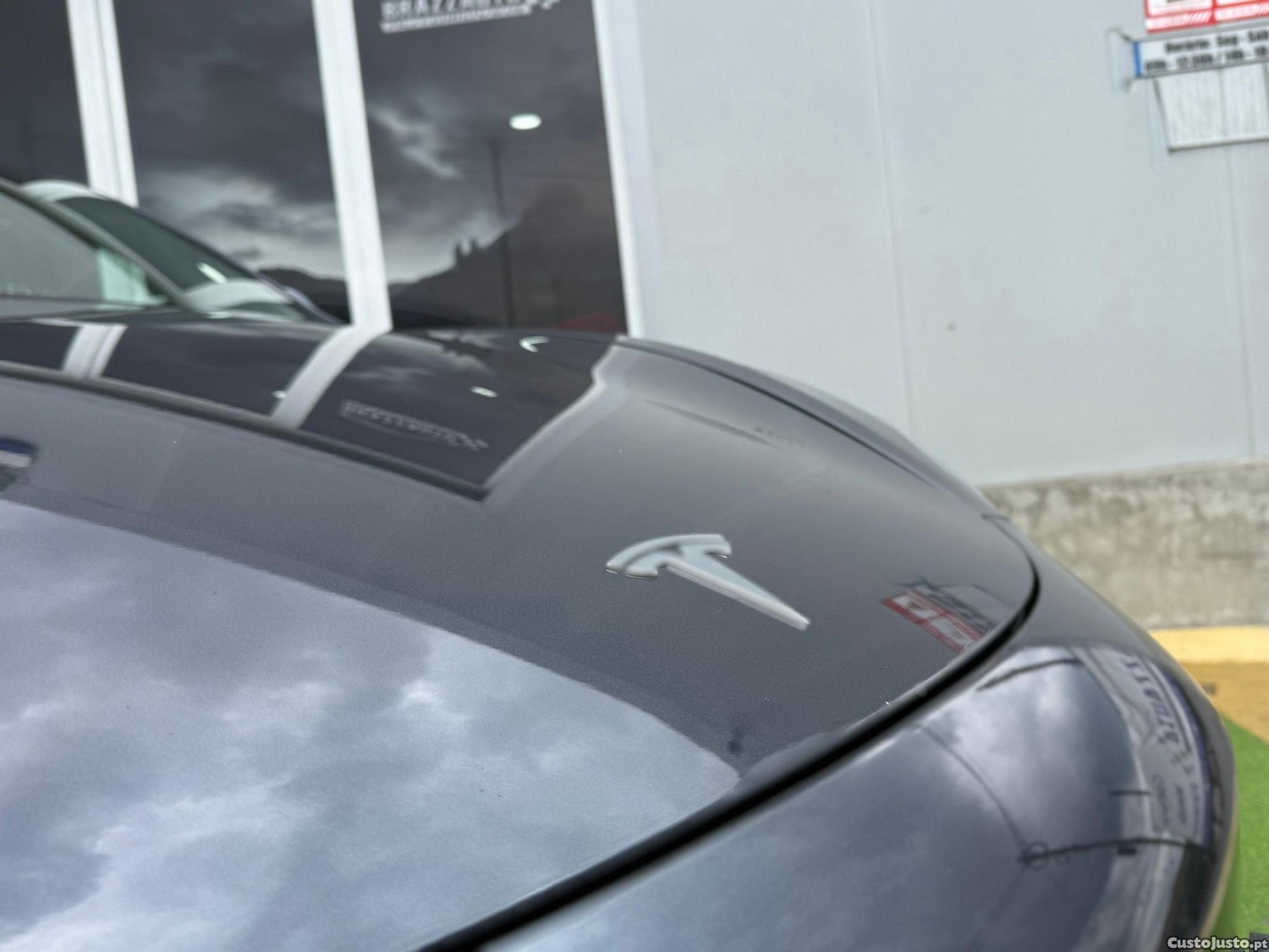 Tesla Model 3 Long-Range Dual Motor AWD — fotografia 17