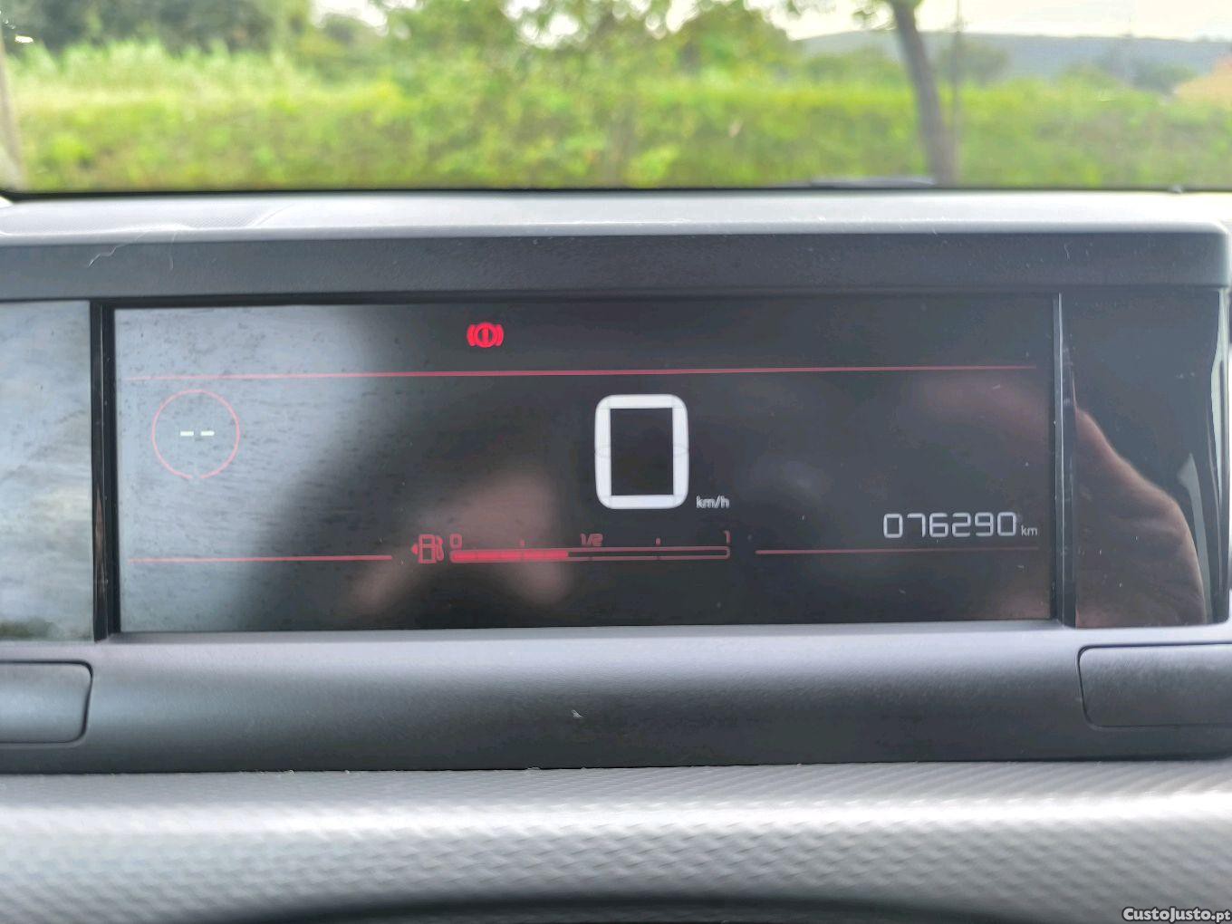 Citroën C4 Cactus 1.5 Blue HDi shine — fotografia 7