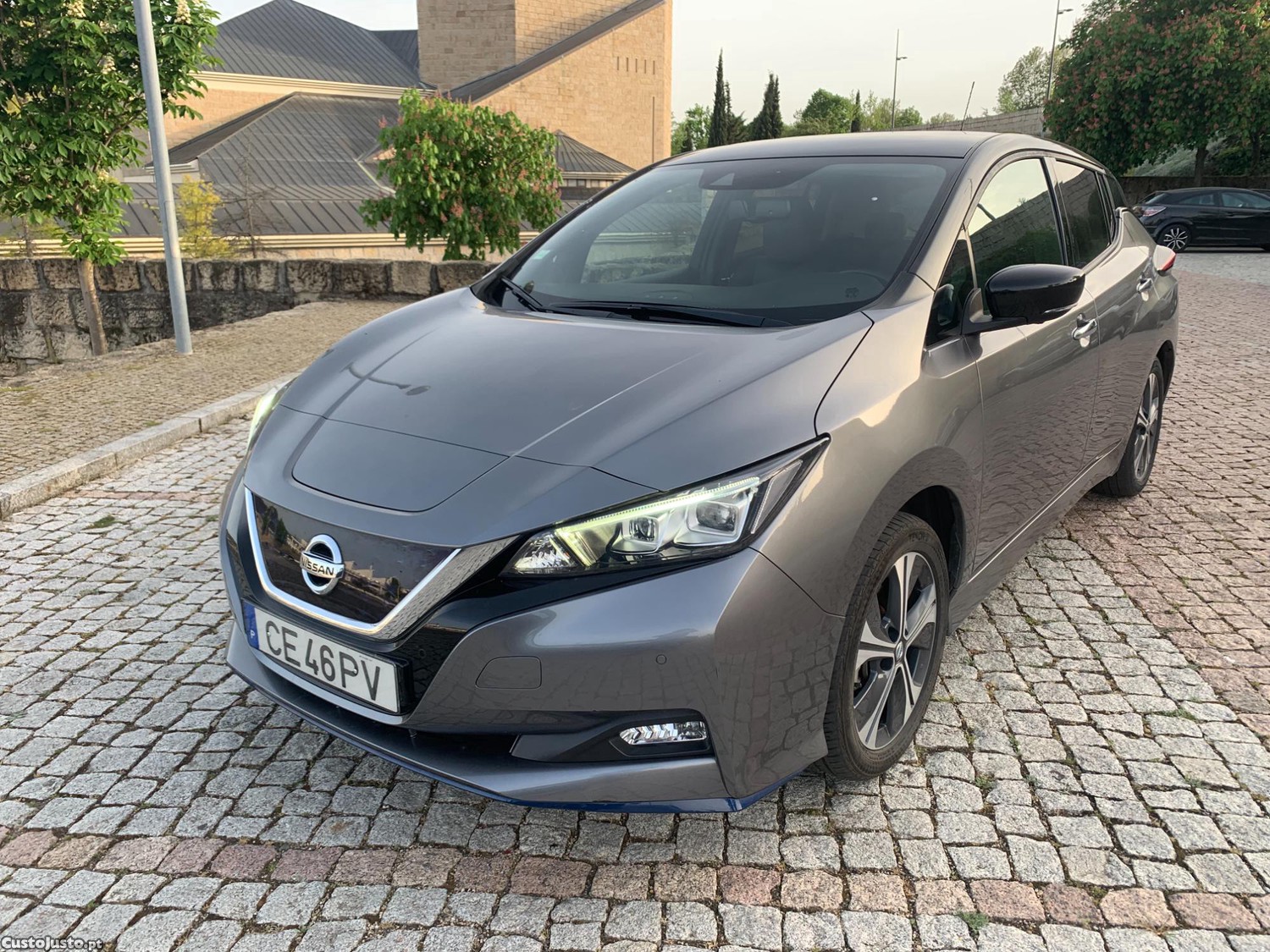 Nissan Leaf LEAF Business + 62Kwh — fotografia 9