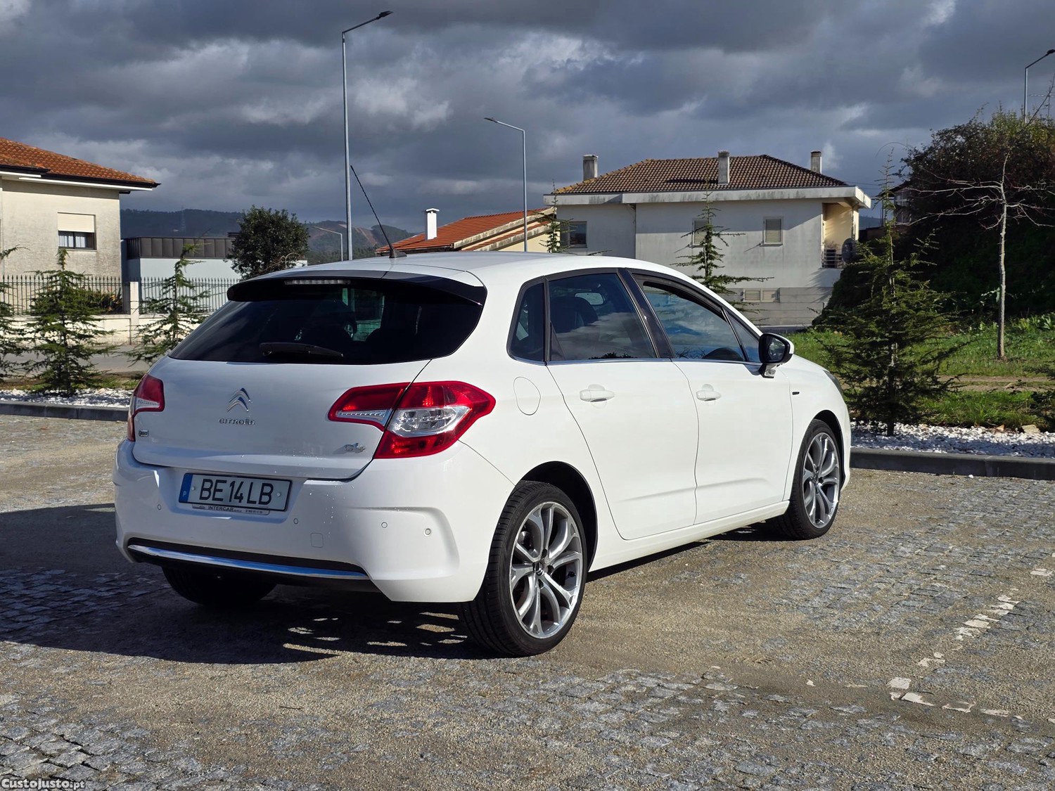 Citroën C4 1.6 e-hdi Caixa automatica Exclusive — fotografia 4