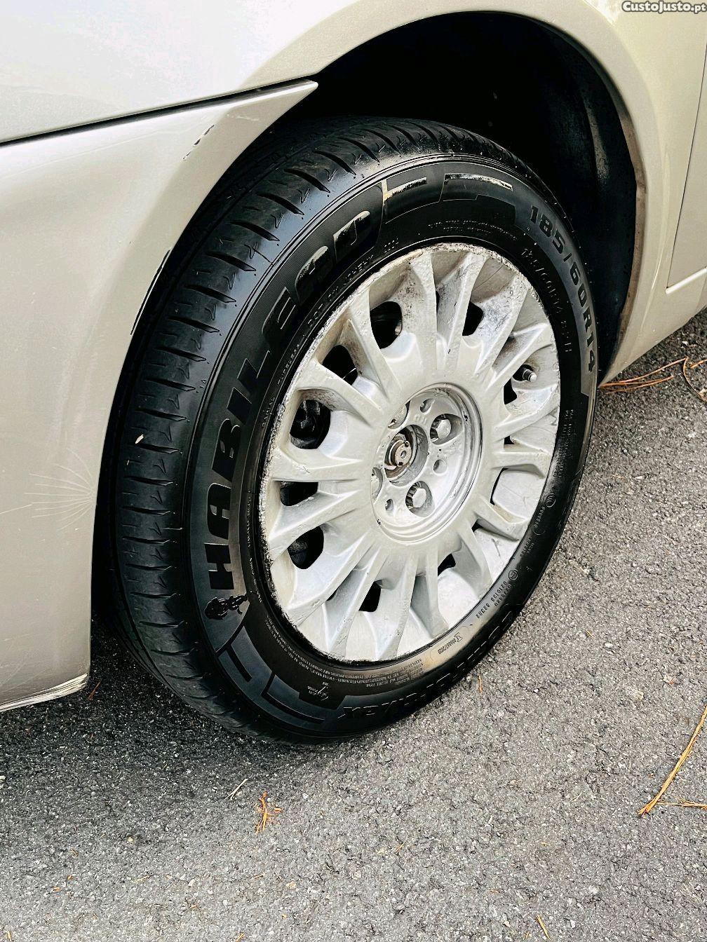 Fiat Punto 1.9 JTD — fotografia 6