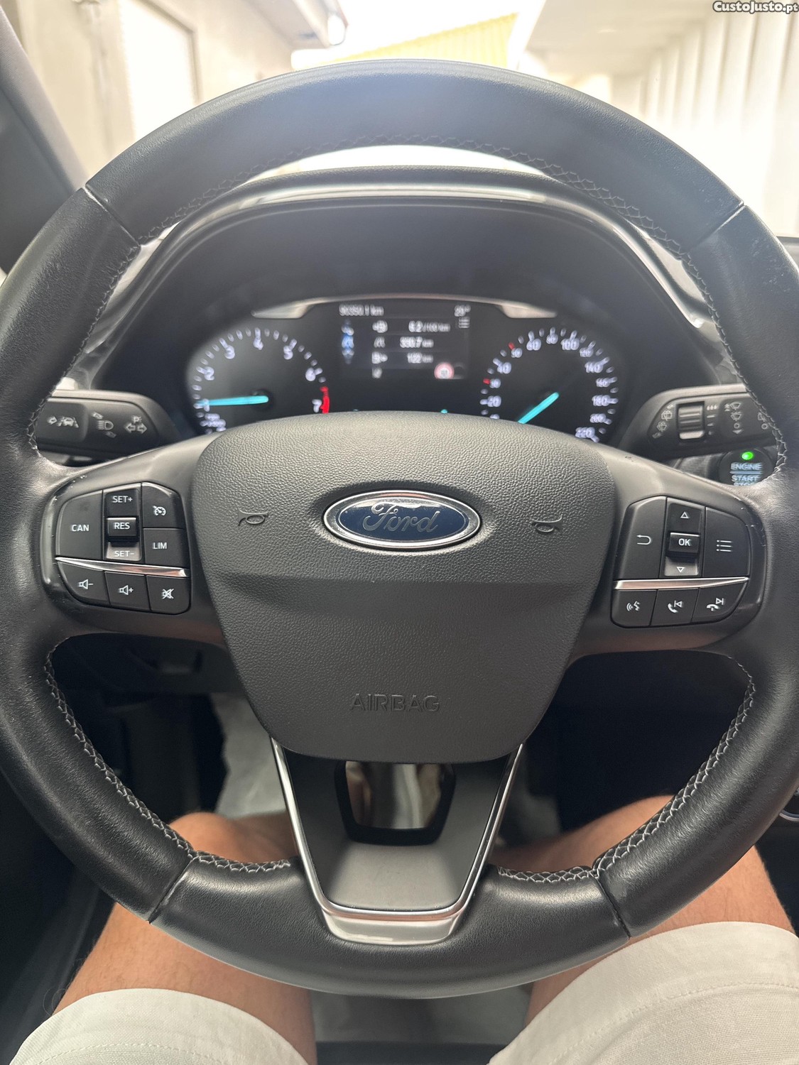 Ford Fiesta 1.0 Ecoboost — fotografia 3