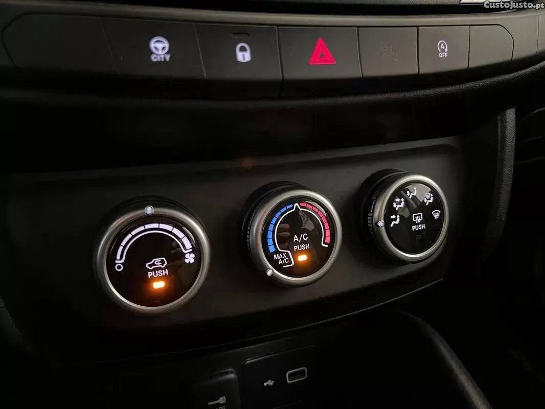 Fiat Tipo 1.3 multijet city life — fotografia 6