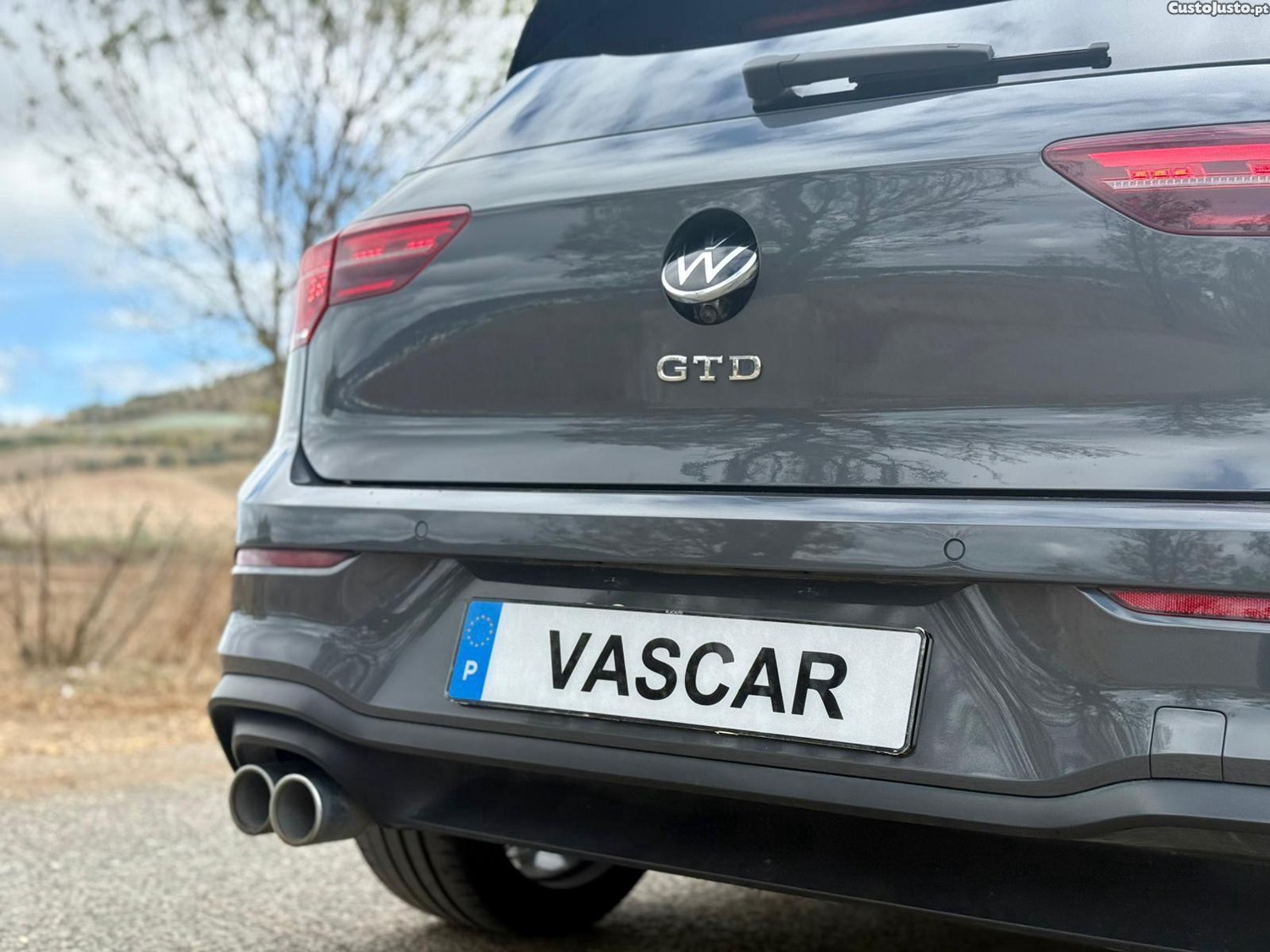 Volkswagen Golf 2.0 TDI GTD DSG — fotografia 3