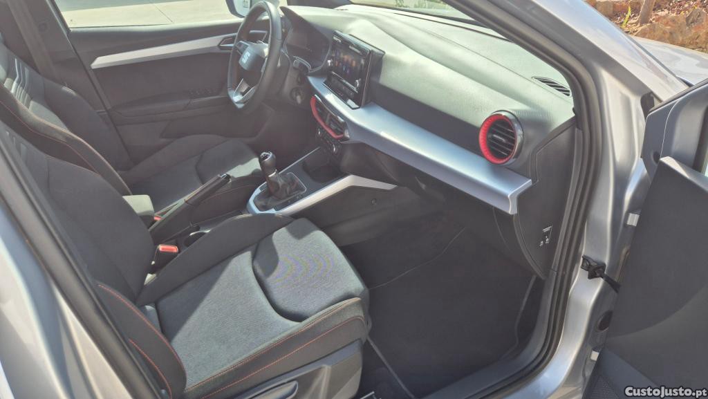 SEAT Arona 1.0 TSIFR — fotografia 6