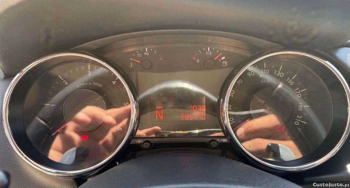 Peugeot 3008 SUV — fotografia 4