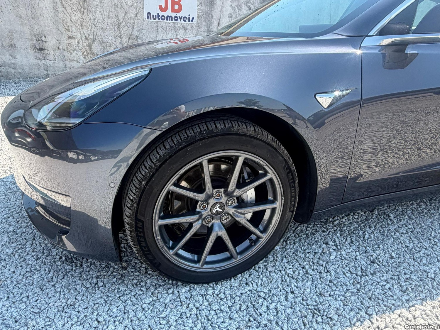 Tesla Model 3 Long-Range Dual Motor AWD — fotografia 11