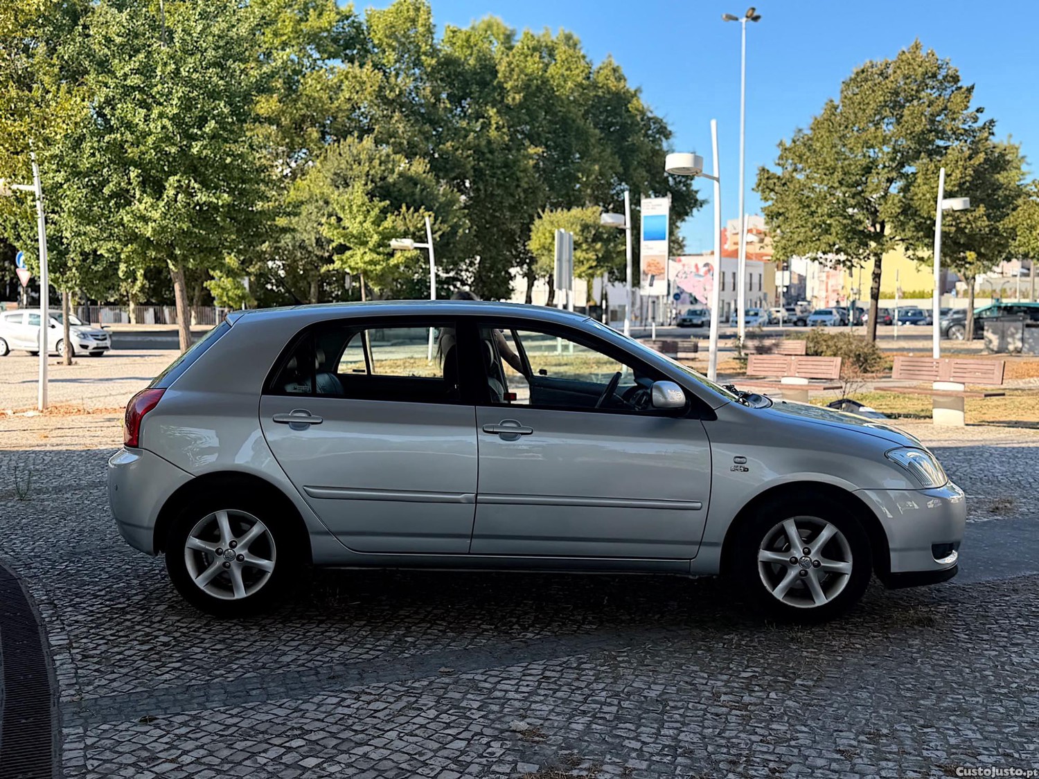 Toyota Corolla (E12u) — fotografia 9