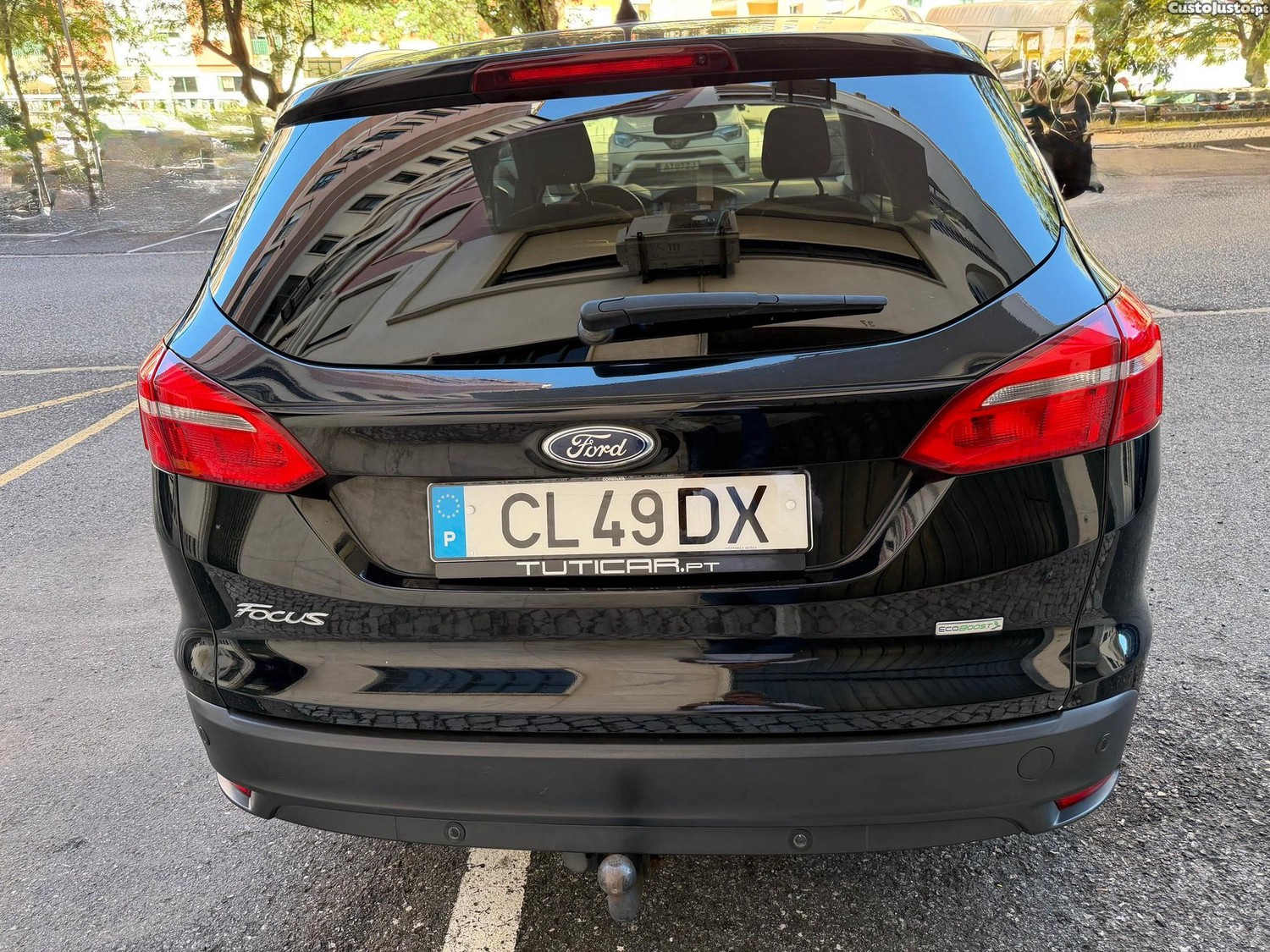 Ford Focus SW 1.0 EcoBoost S&S TITANIUM — fotografia 20