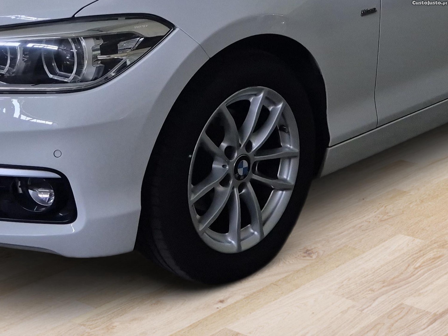 BMW 118 2.0d — fotografia 8