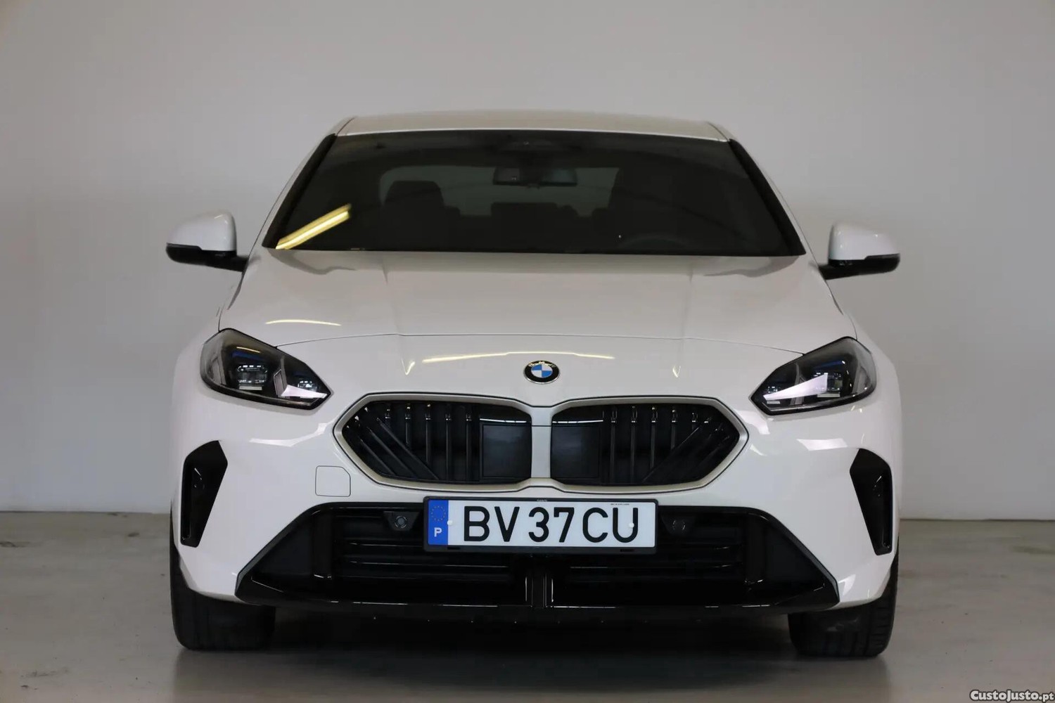 BMW 216 Pack Desportivo M Pro — fotografia 17