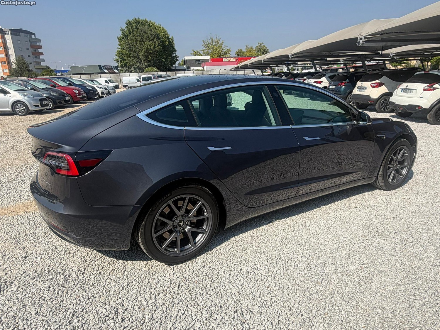 Tesla Model 3 Long-Range Dual Motor AWD — fotografia 12