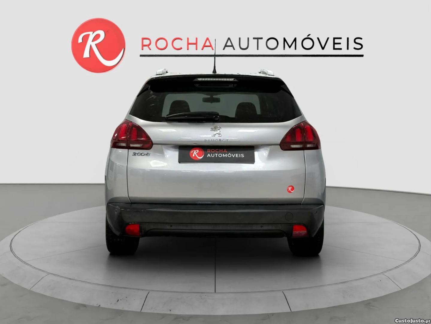 Peugeot 2008 1.4 HDi Access — fotografia 5