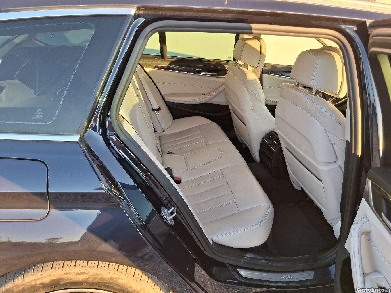 BMW 530 d Touring caixa auto — fotografia 4