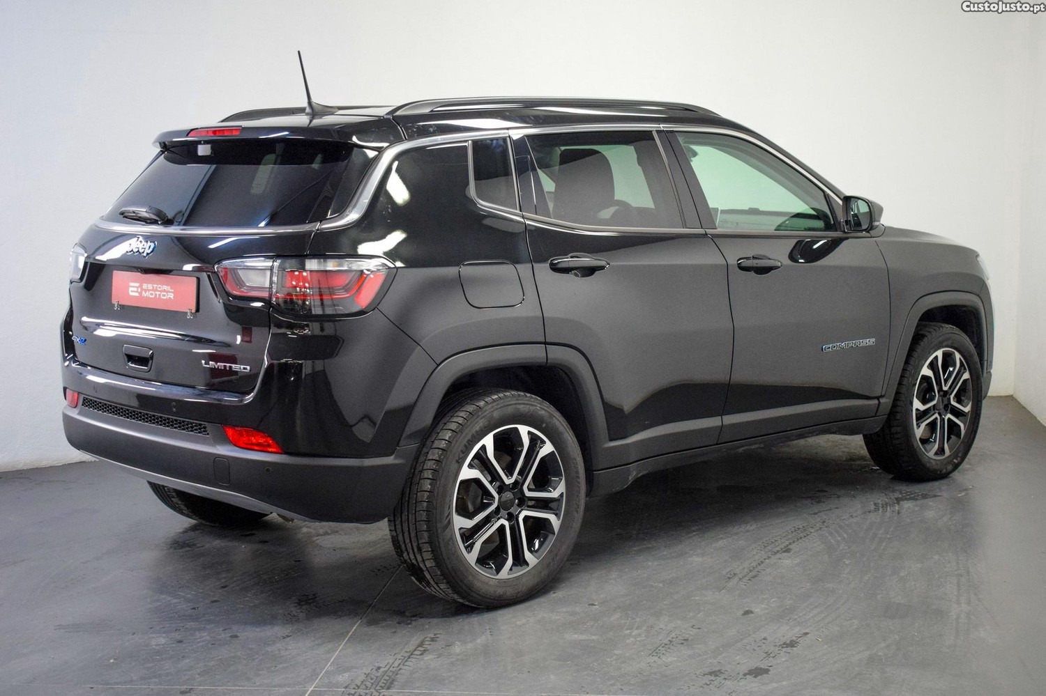 Jeep Compass 1.3 TG Limited — fotografia 19