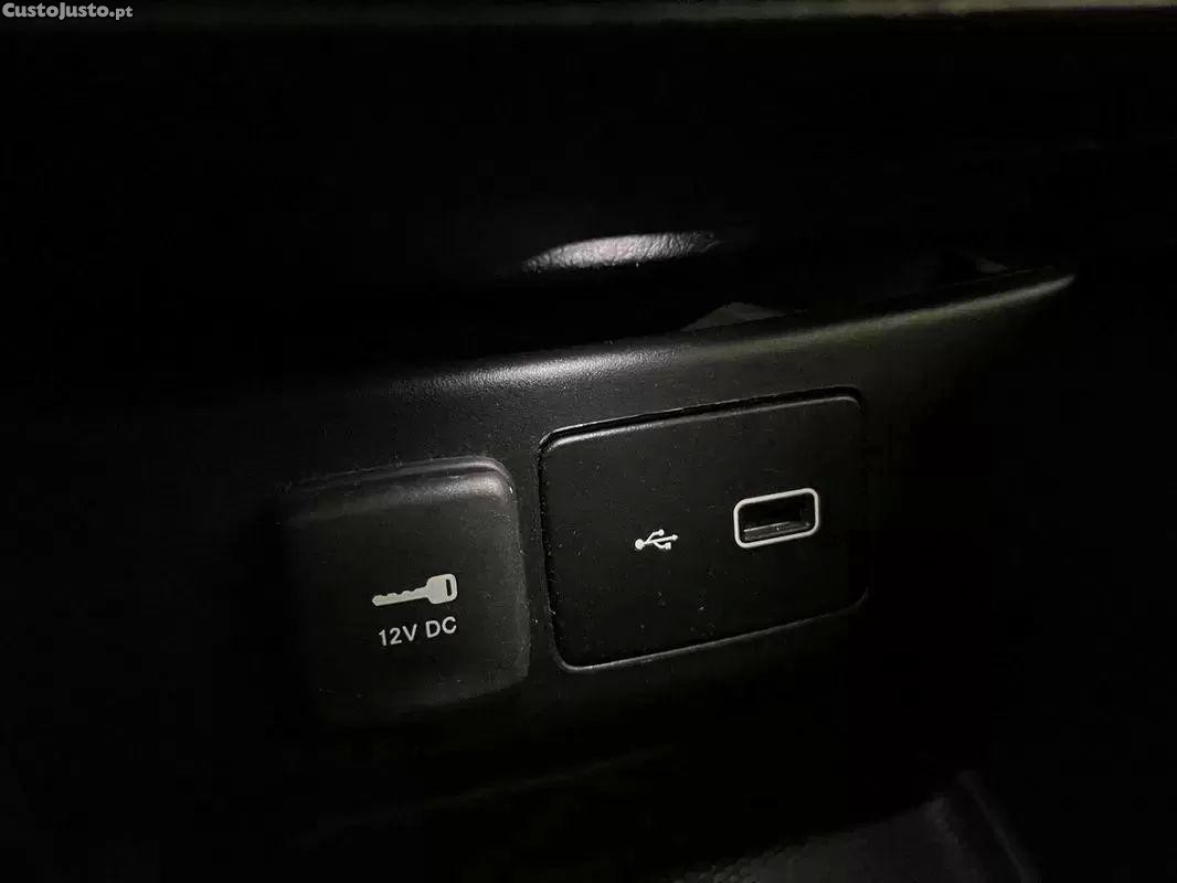 Fiat Tipo 1.3 multijet city life — fotografia 4
