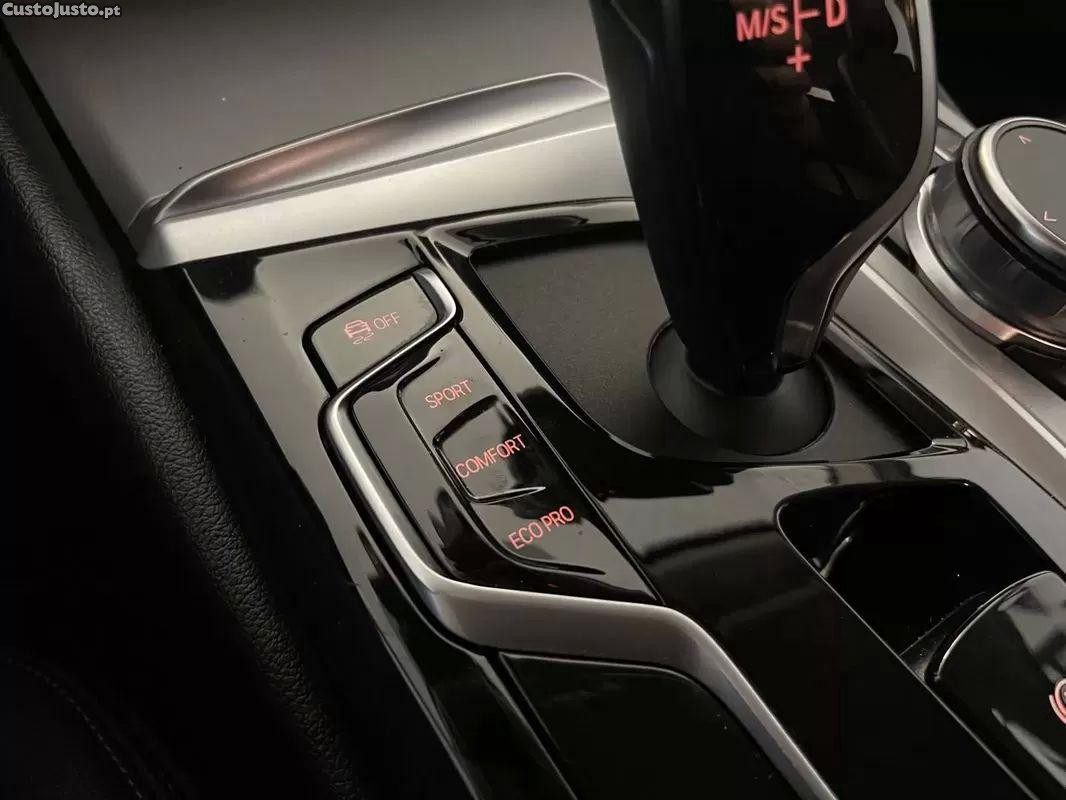 BMW 520 D auto — fotografia 10