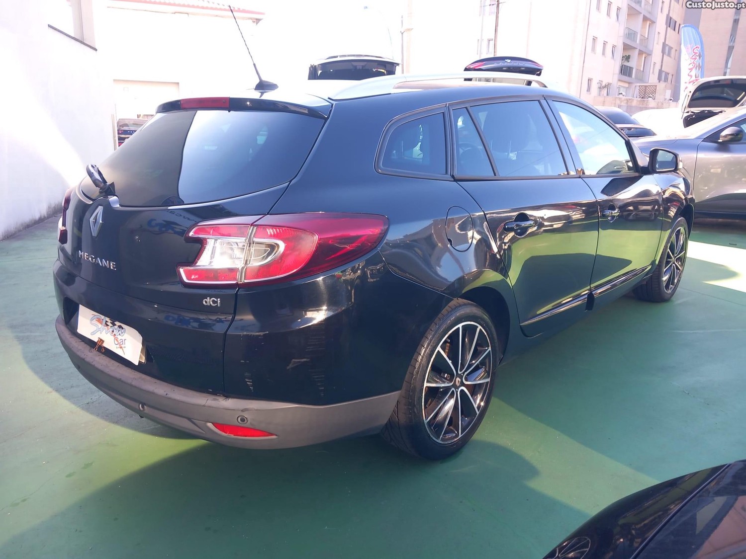 Renault Mégane Sport Tourer 1.5 dCi Bose Edition - 13 — photo 4