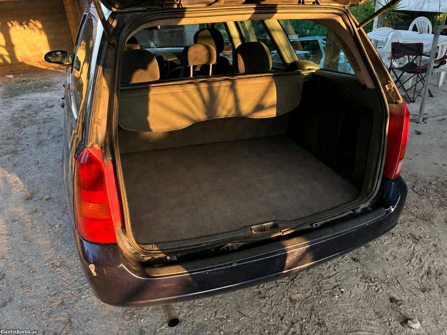 Ford Focus FORD FOCUS SW 1.6 — fotografia 2