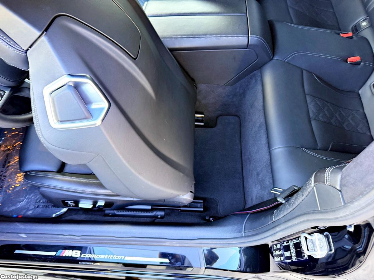 BMW M8 X-Drive Competition Coupe — fotografia 35